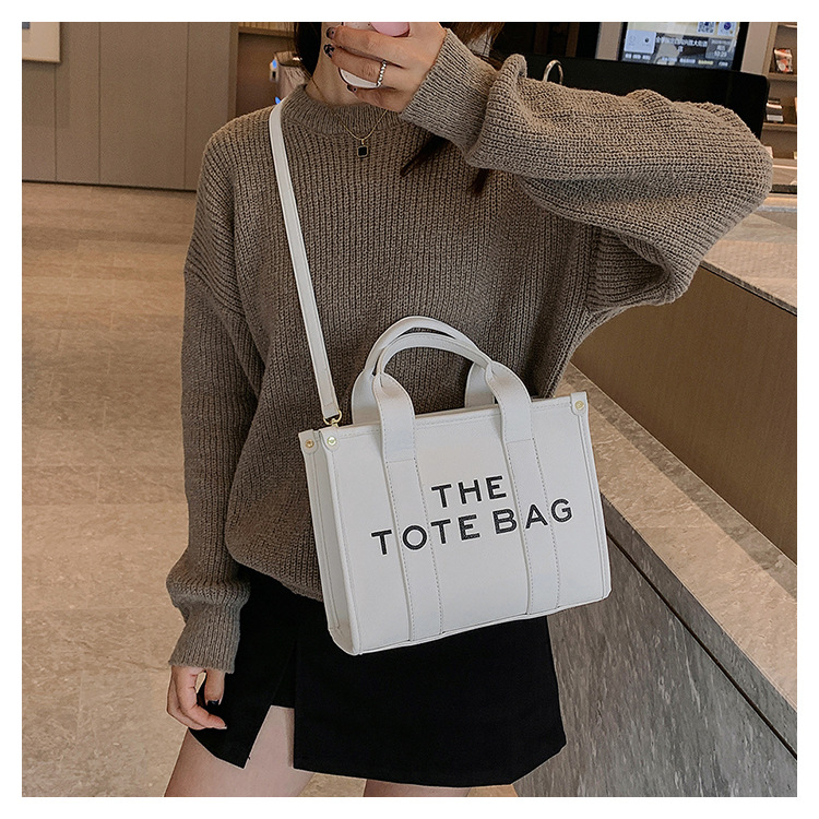 Printed Simple Letter Crossbody Handbag for Casual Use
