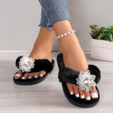 Women warm furry slippers