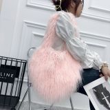 Style Trendy Heart Bag Women's Fur Bag Heart-Shaped Cute Crossbody Bag Shoulder Bag