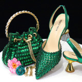 Colorful Rhinestone Bucket Handbag Paired With Pointed Toe Women's Medium Heel Shoes