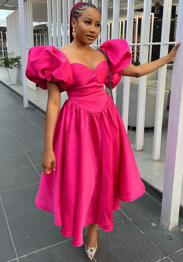 Women's Winter And Spring Fashion Square Neck Puff Sleeve Solid Color Slim Waist Maxi Dress