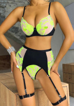 Fashion Sexy See-Through Embroidered Contrasting Sexy Lingerie Set