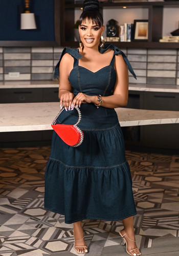 Plus Size Women Sleeveless Denim Dress