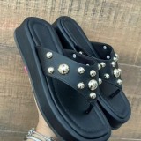 Trendy Beach Flat Sandals Summer Beaded Flip-Flops Crystal Outdoor Wear