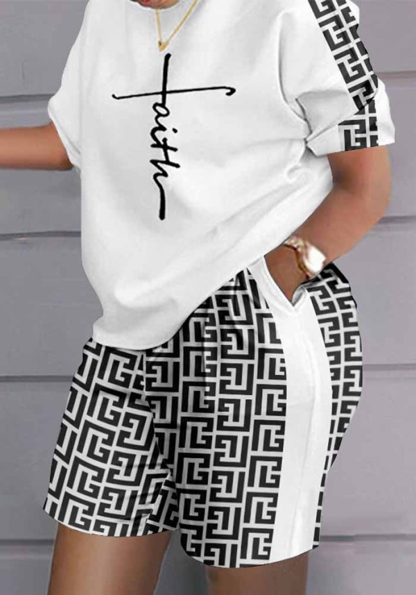 Plus Size Women Summer Print Casual Top and Shorts Two-piece Set