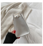 Women Retro Chain Solid Shoulder Bag