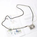 Women Hollow Diamond Earphone Bag Pearl Chain Waist Bag