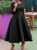 Plus size Women three-quarter sleeve round neck dress