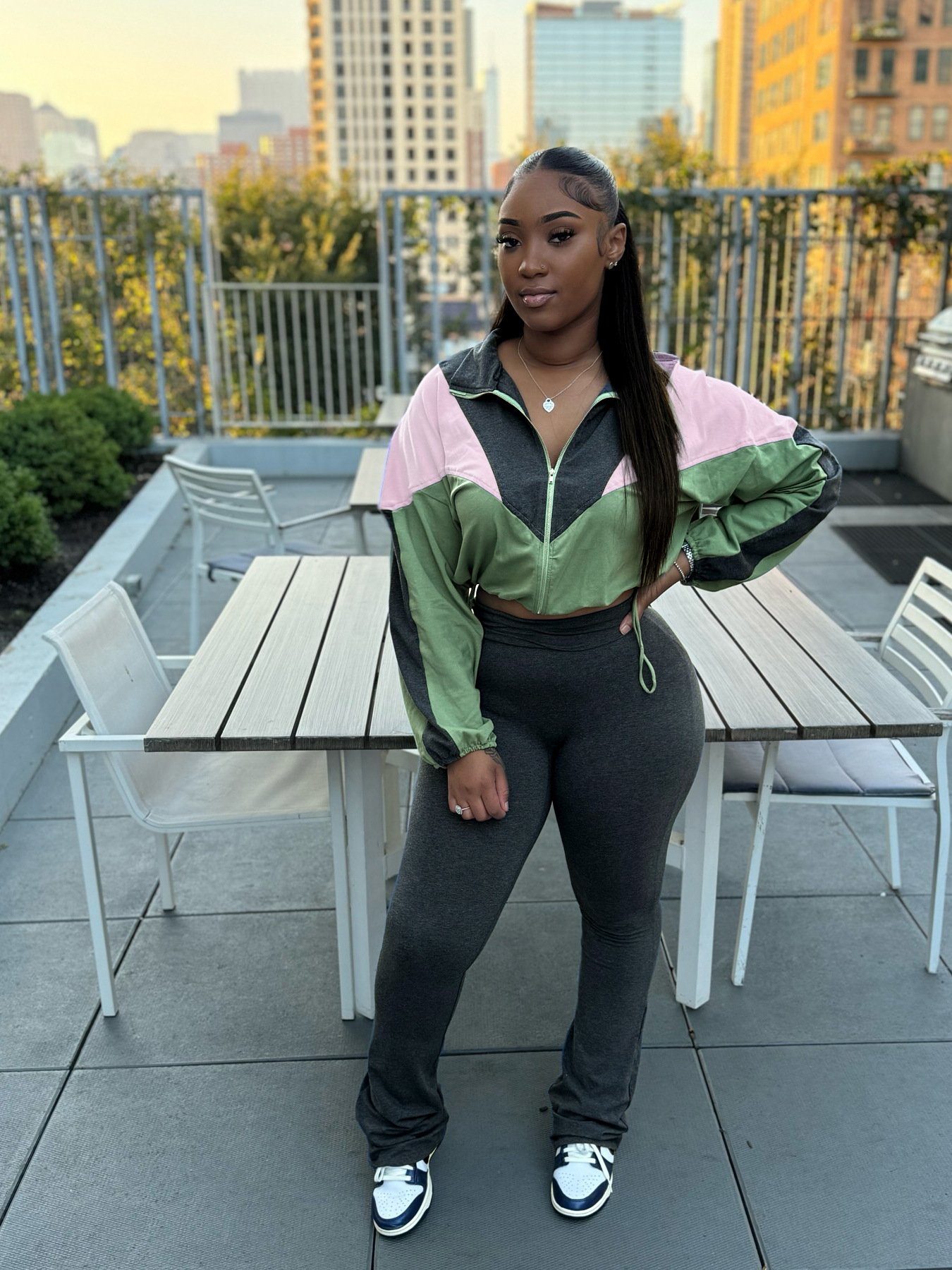 Sports Casual Women's Color Matching Crop High Waist Micro Bell Two-Piece Pants Set