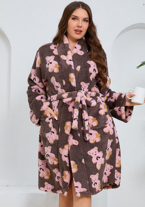 Plus Size Women long-sleeved bear printed flannel nightgown