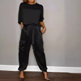 Women half-sleeved Top and long pants Two Piece Set
