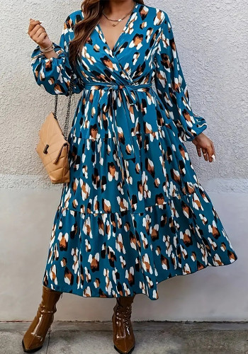 Plus Size Women floral v-neck long-sleeved dress