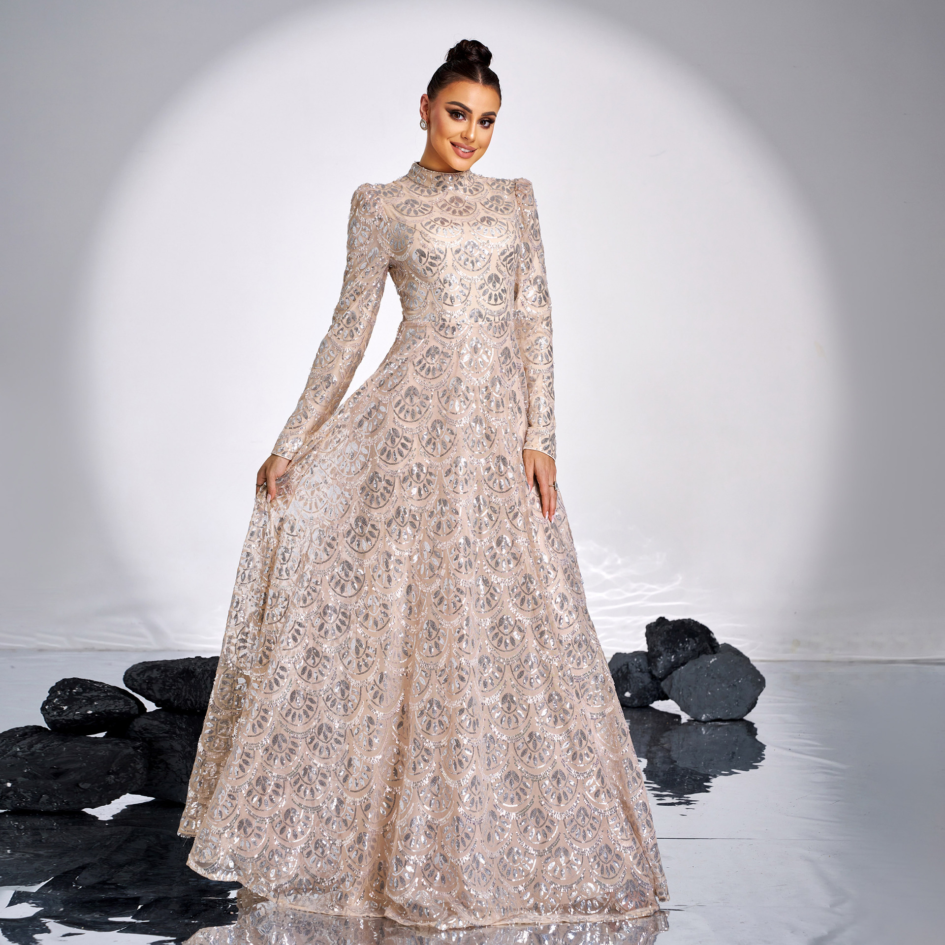 Women Long Sleeve Round Neck Sexy Sequined Formal Party Maxi Evening Dress