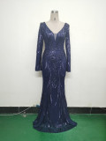 Women Positioning Flower Beaded Long Sleeve Evening Dress