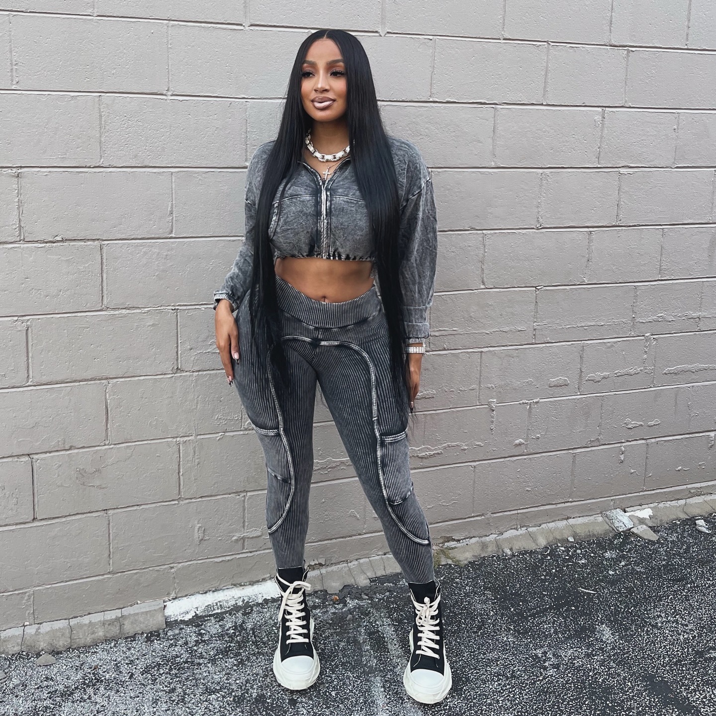 Women sports Top and Pant Casual Two Piece Set