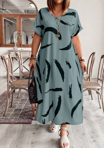 Plus Size Women short-sleeved printed slit dress
