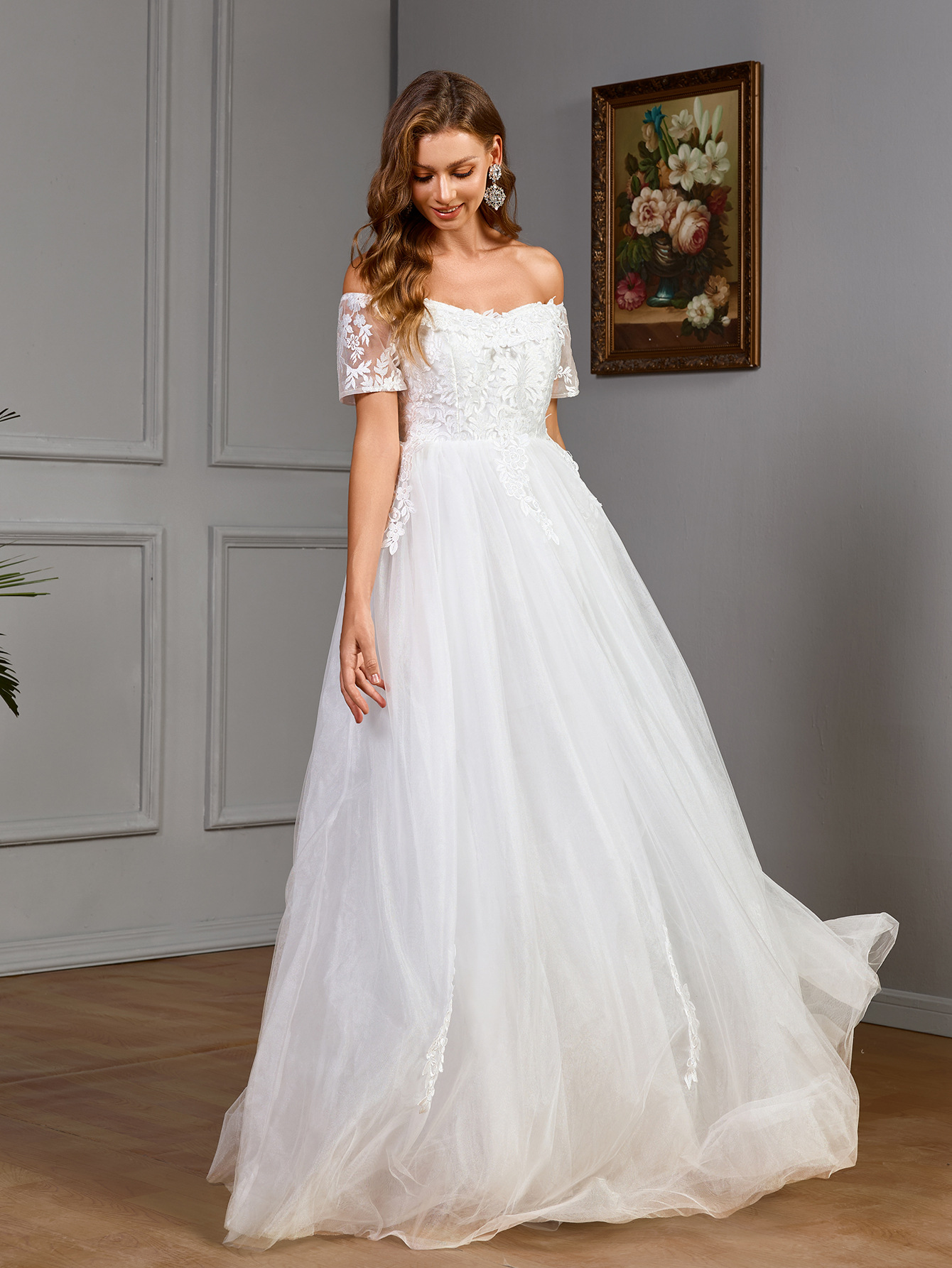 Women's Mesh Off Shoulder Short-Sleeved Bridal Wedding Dress