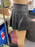 Women Zipper Pu Leather Pleated Skirt