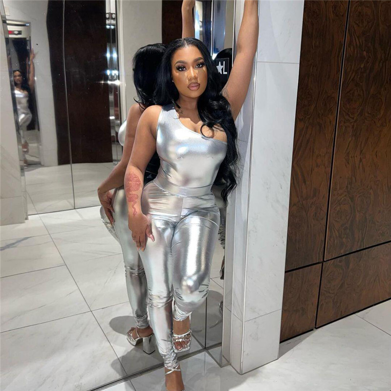 Women summer sexy one-shoulder Top jumpsuit and trousers two-piece set