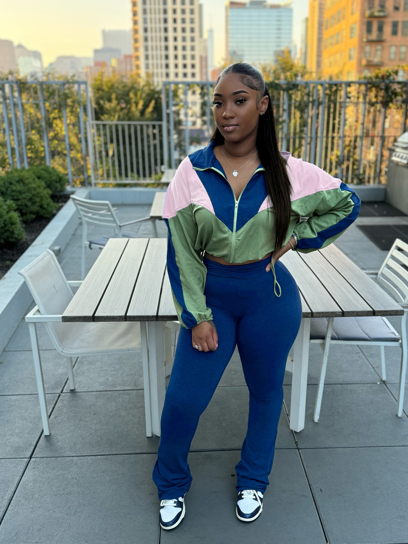 Sports Casual Women's Color Matching Crop High Waist Micro Bell Two-Piece Pants Set