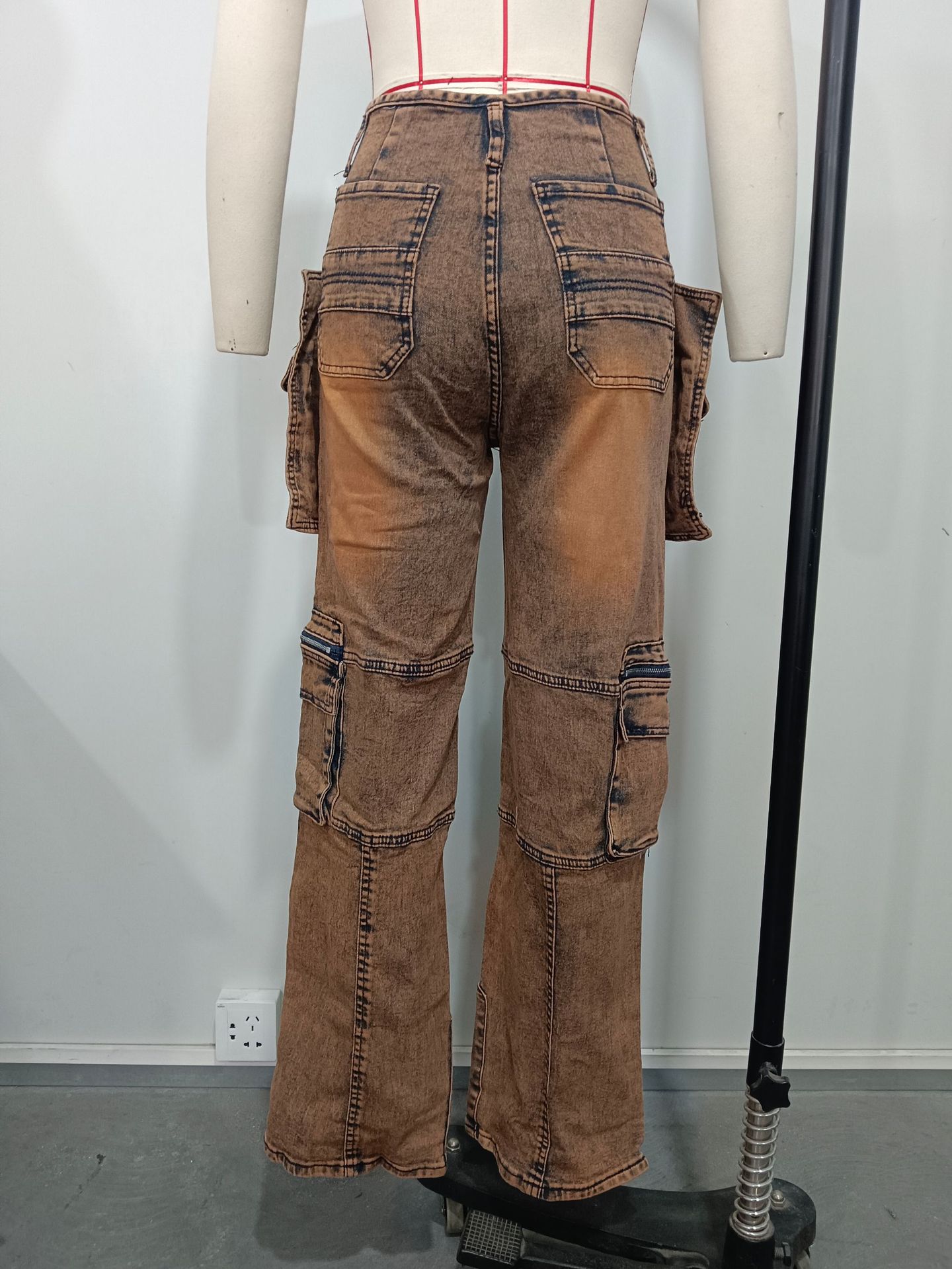 Patchwork Multi-Pocket Denim Pants for Casual Streetwear