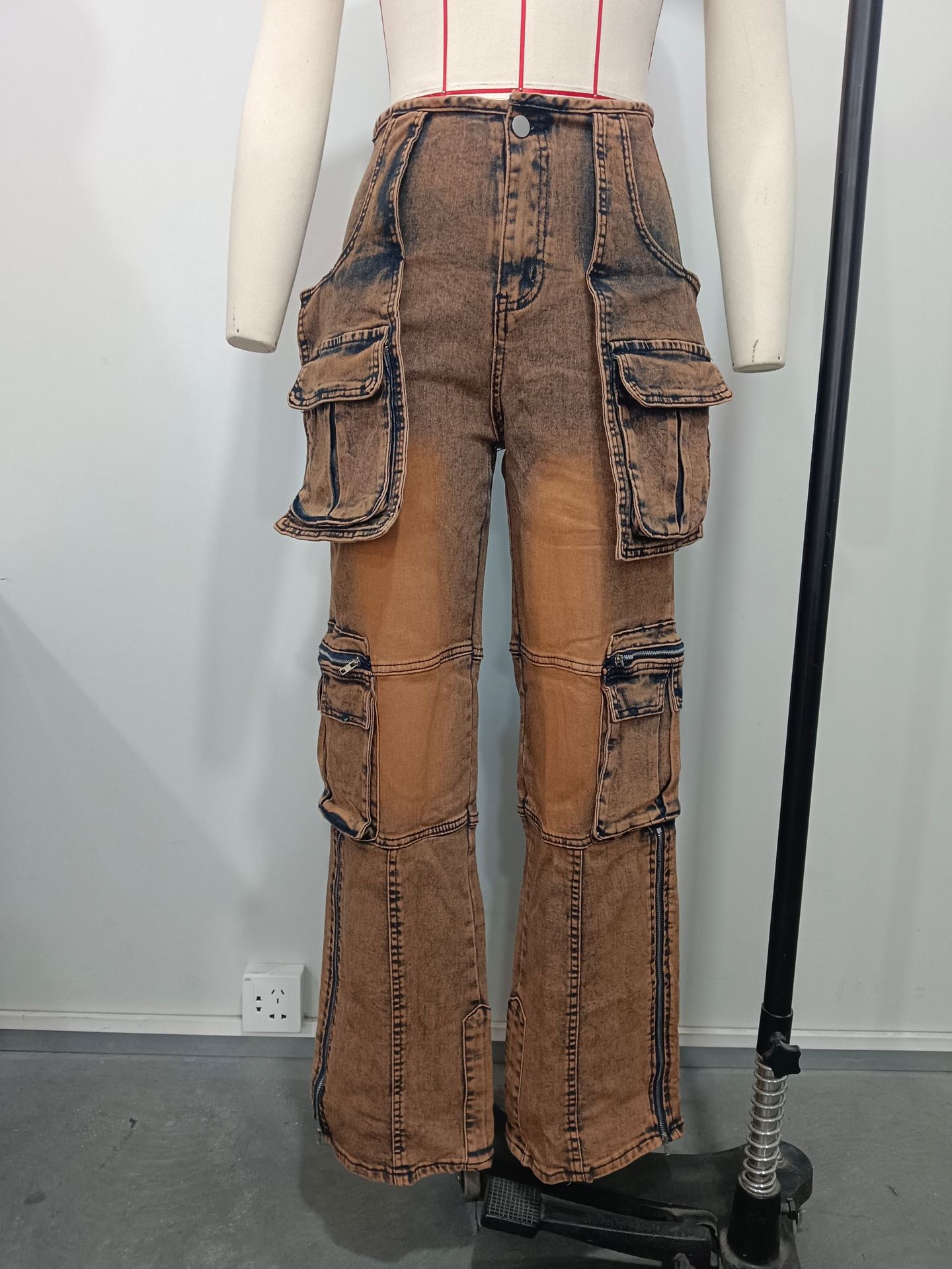 Patchwork Multi-Pocket Denim Pants for Casual Streetwear