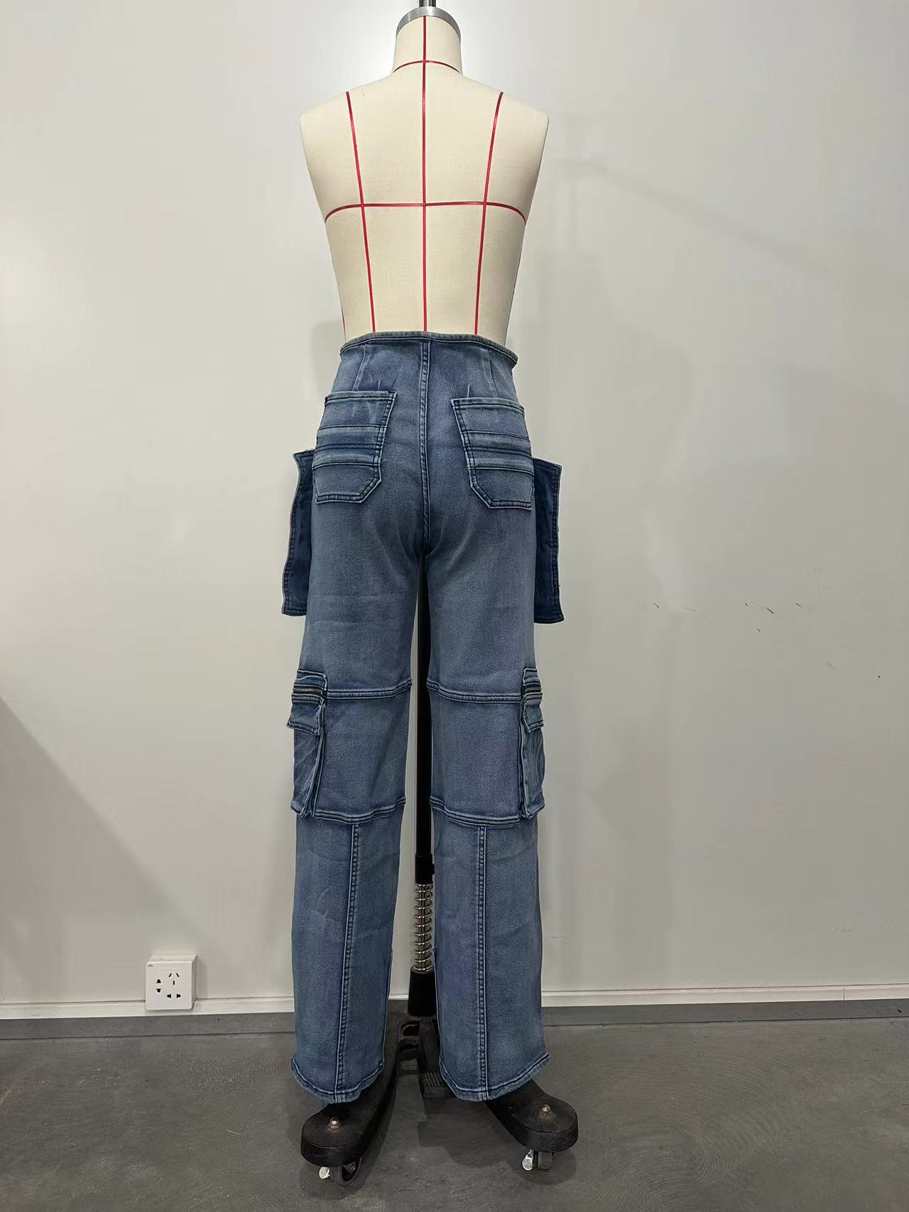 Patchwork Multi-Pocket Denim Pants for Casual Streetwear