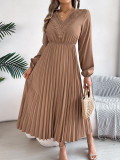 Women Spring and Summer Elegant V-neck Lace Pleated Dress