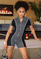 Women's Short-Sleeve Denim Patchwork Zipper Cargo Romper Women's Short-Sleeve Denim Patchwork Zipper Cargo Romper