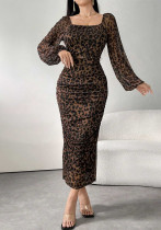 Mesh fabric print square neck long sleeve ruffle dress Mesh fabric print square neck long sleeve ruffle dress