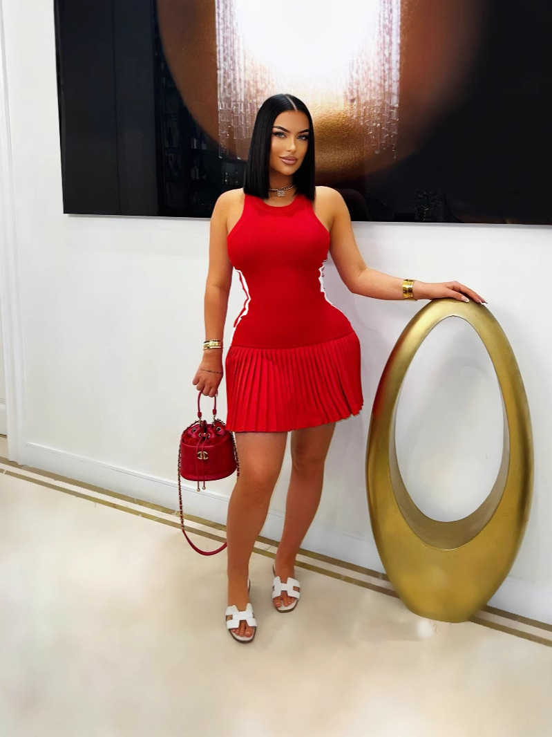 Ribbed Sleeveless Pleated Dress for Summer Casual Wear