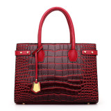 Fashionable Women's Shoulder Bag Trendy Embossed Handbag