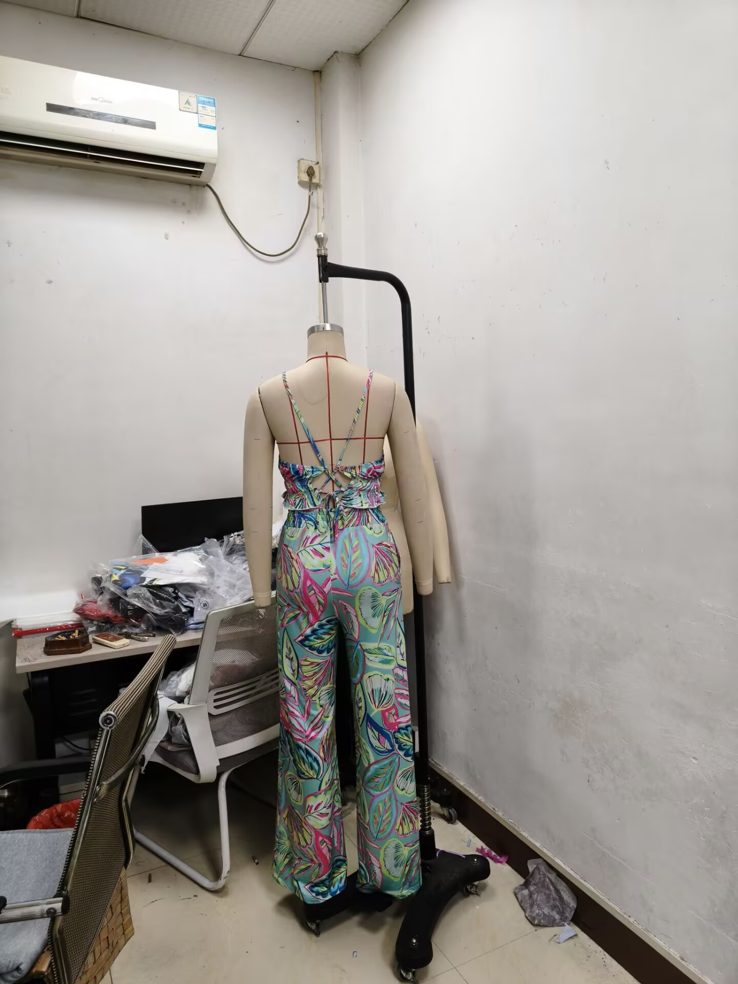 Women's Fashion Print Halter Neck Vest High-Waist Pants Two-Piece Set