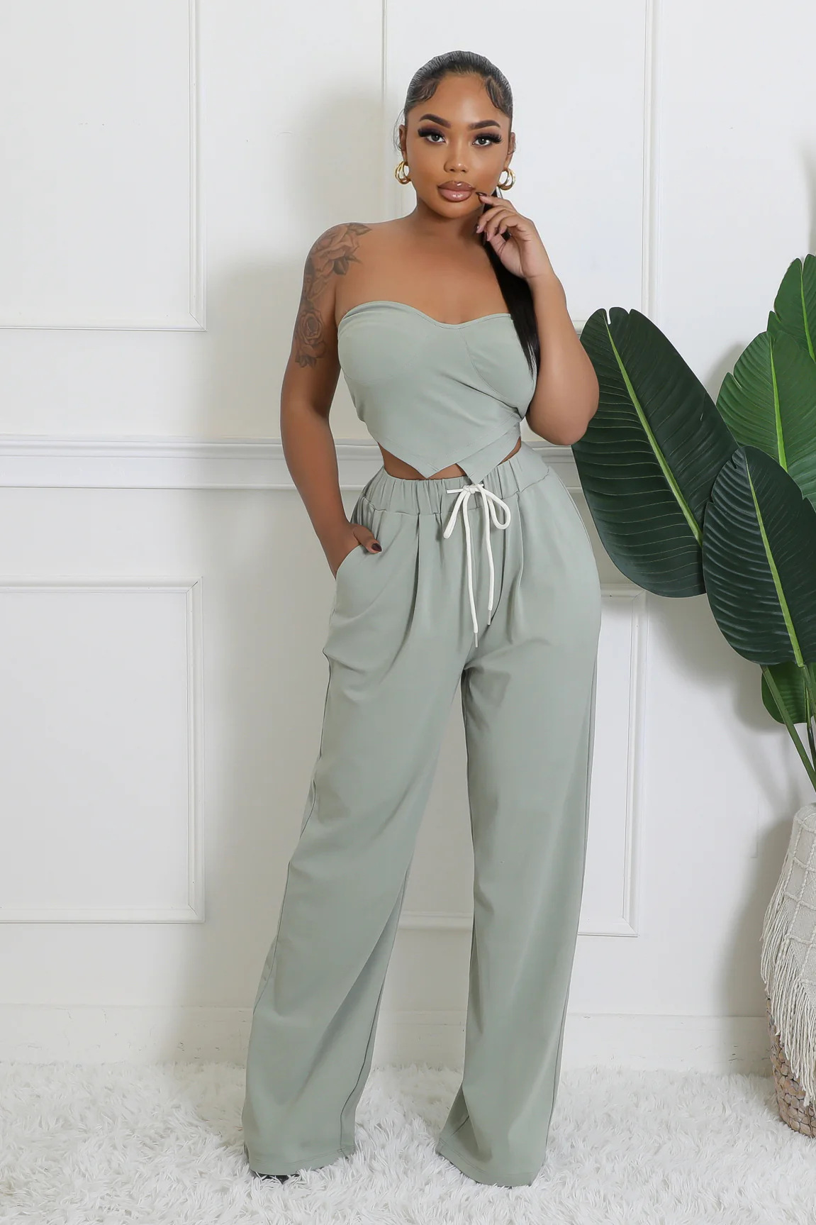 Women heart-shaped Strapless Top and Casual trousers two-piece set