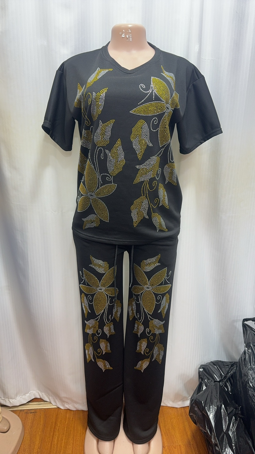 Women Beaded Short Sleeve Top and Pants Two-Piece Set