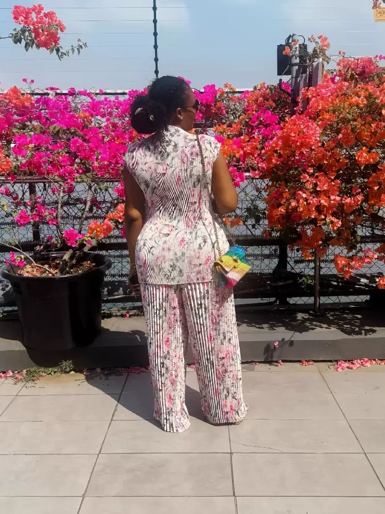 Women's Flower Pleated Top & Loose Pants Set