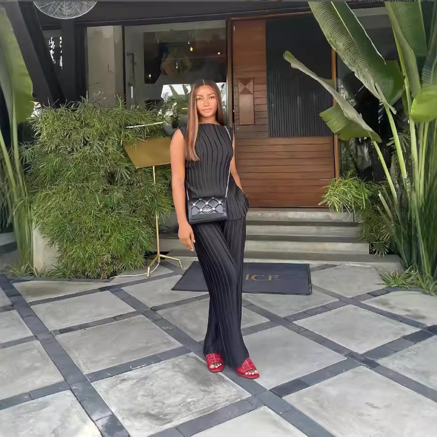 Women autumn solid sleeveless round neck top and wide leg pants two-piece set