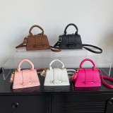 Women chain crossbody bag mini Trendy shoulder handbag small square bag