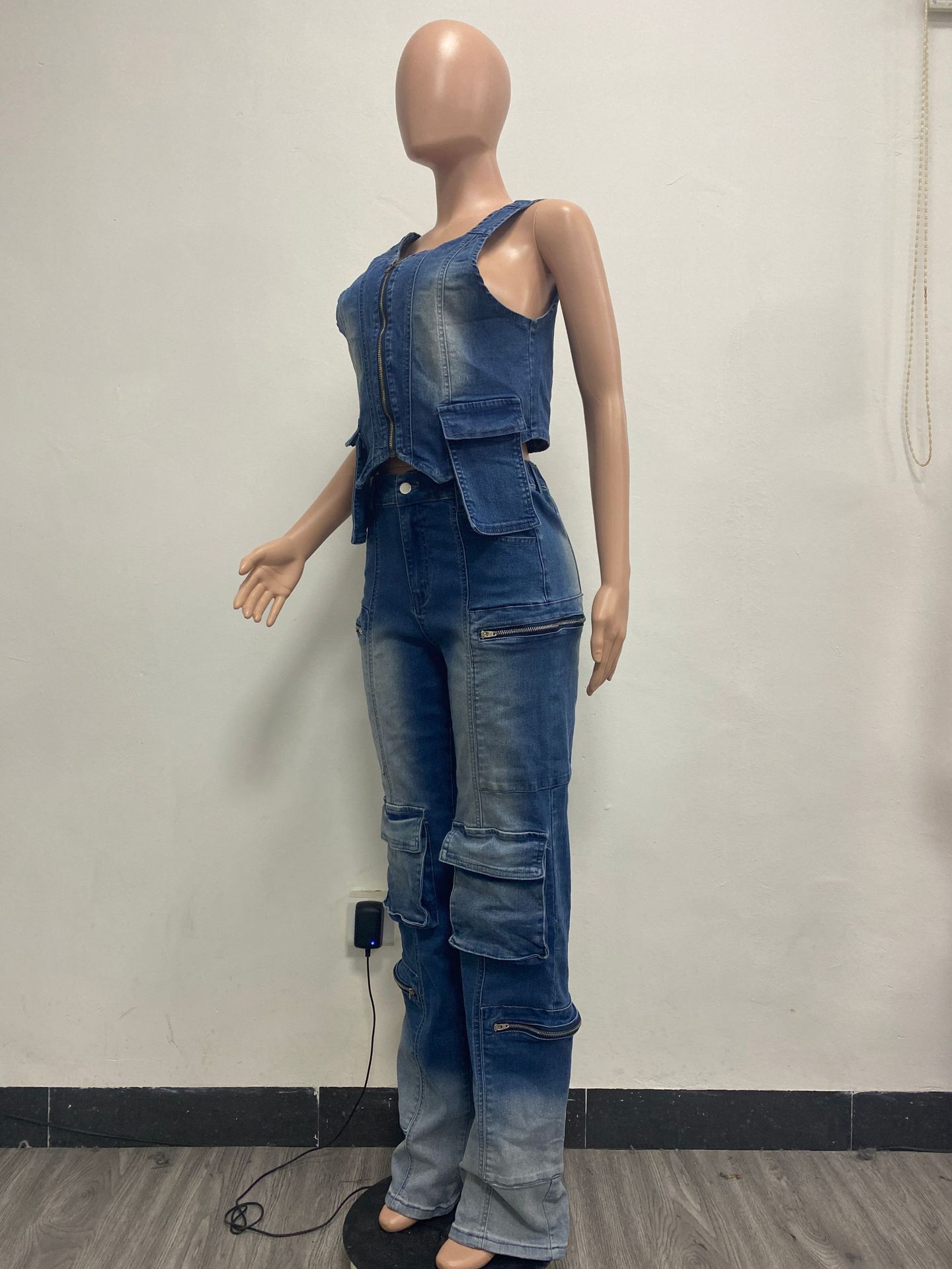 Women Casual Retro Vest and Multi-Pocket Wide Leg Pants Two-piece Set