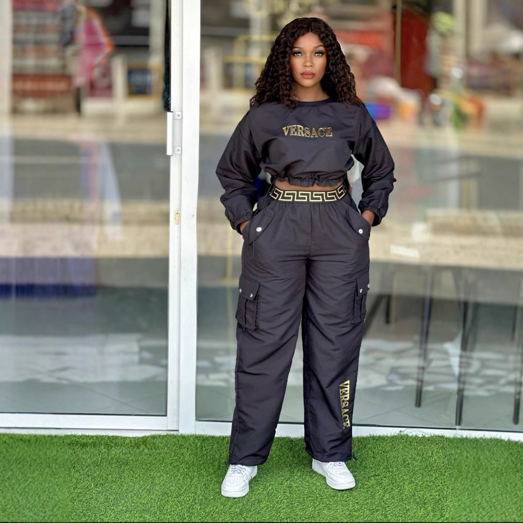 Plus Size Women Round Neck Top and Pant Casual Two-Piece Set