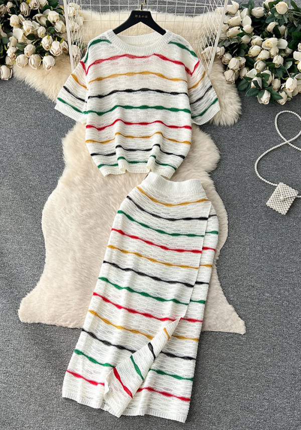 Striped Color-Blocking Loose Round Neck Knitted Crop Top & High-Waist Bodycon Skirt Set