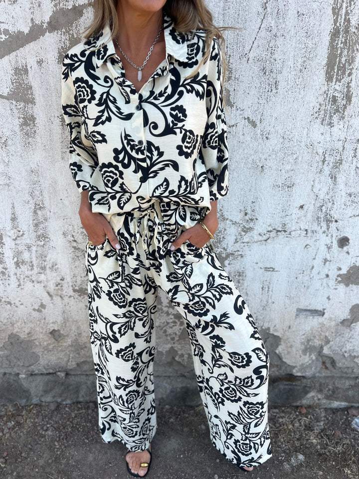Casual Women's Printed Two-Piece Shirt & Pants Set