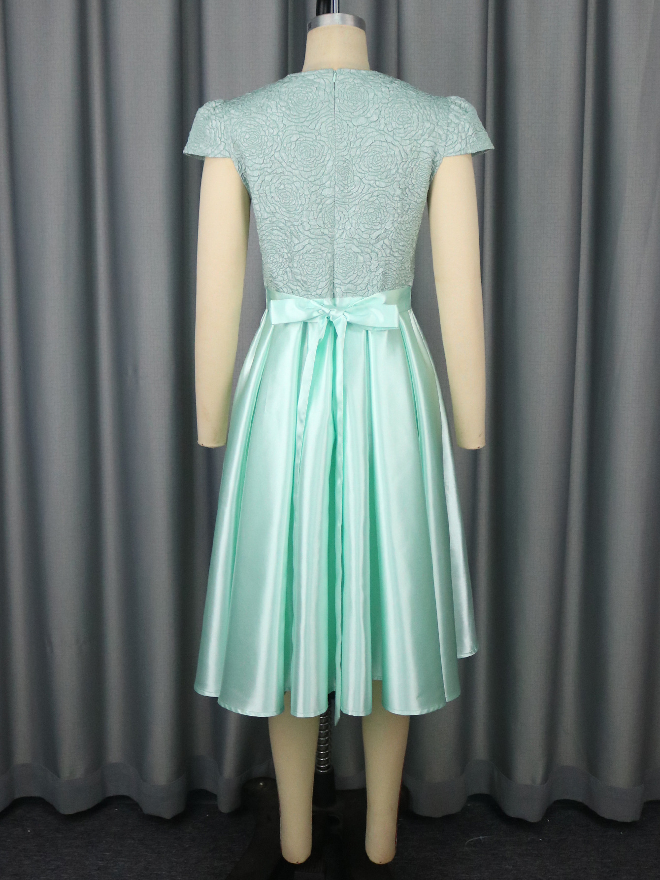 Summer Round Neck Rose Jacquard Bridesmaid Dress Bow Lace-Up Elegant Party Gown