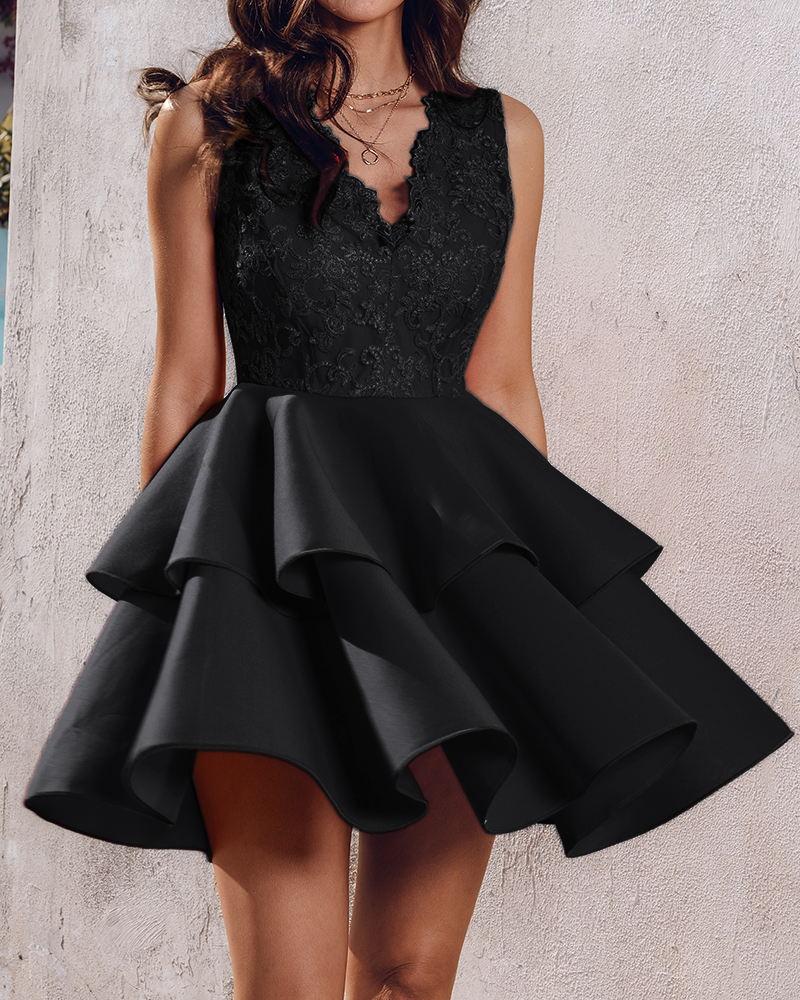 Sleeveless V-Neck Lace Patchwork Slim Waist Puffy Dress