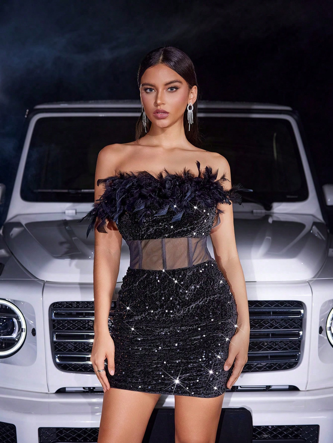 Women Sexy Strapless Black Sequined Feather Patchwork Sequined Formal Party Bodycon Dress