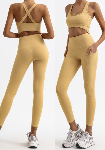 Women Fitness Tank Top and Yoga Pants Two-Piece Set