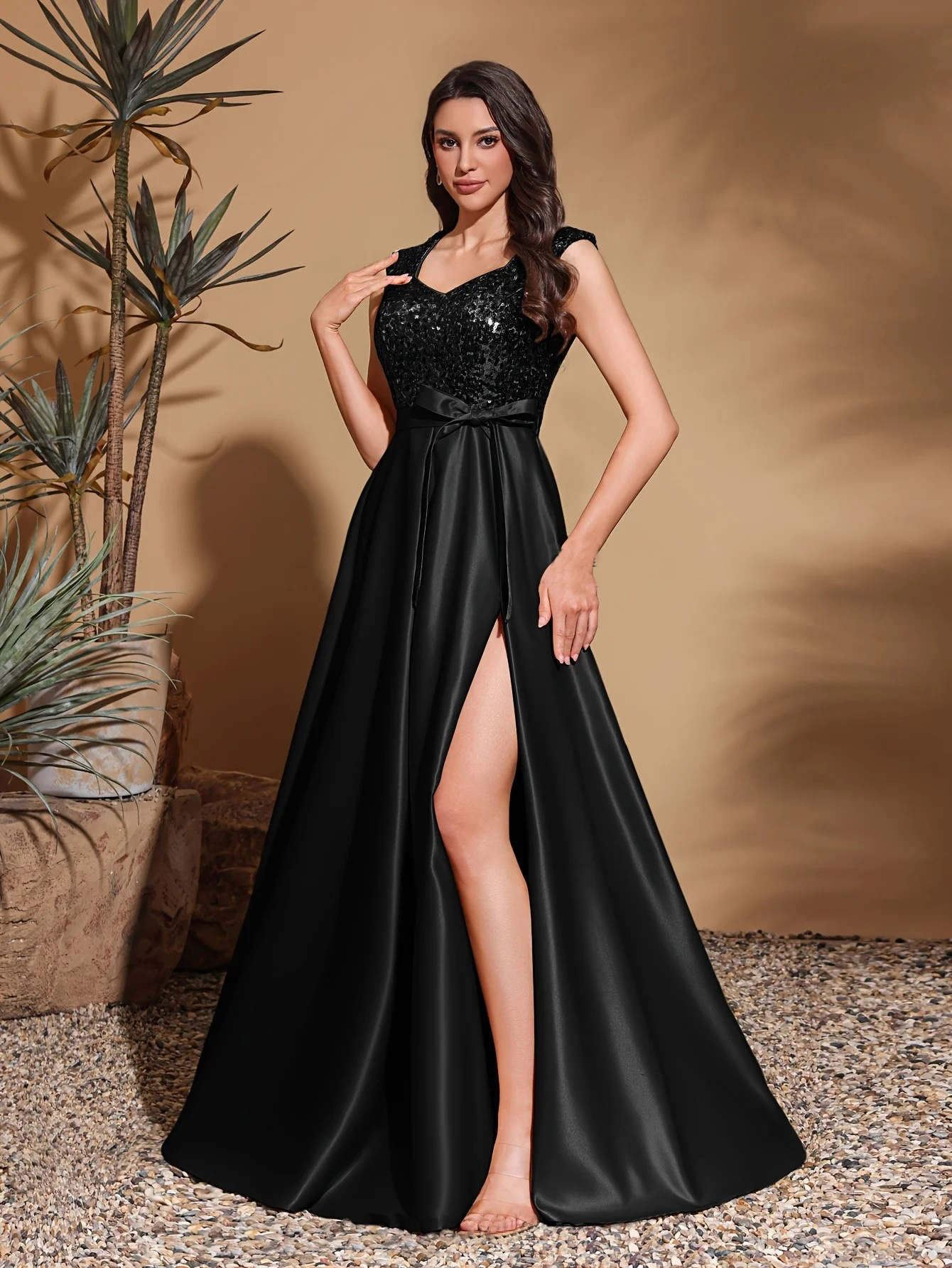 Women Elegant Black Sequined V-Neck Party Mermaid Bridesmaid Evening Dress(Processing time need 3-6 days)