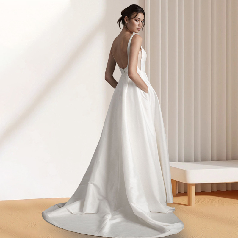 Women French White Satin Wedding Dress with Sexy Strapless Backless Dress(Processing time need 3-6 days)