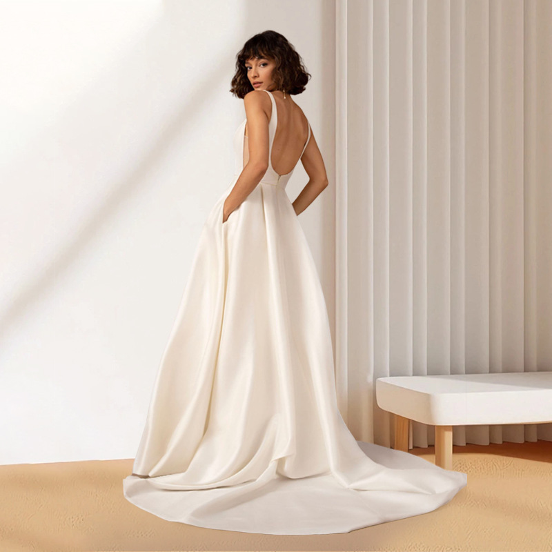 Women French White Satin Wedding Dress with Sexy Strapless Backless Dress(Processing time need 3-6 days)