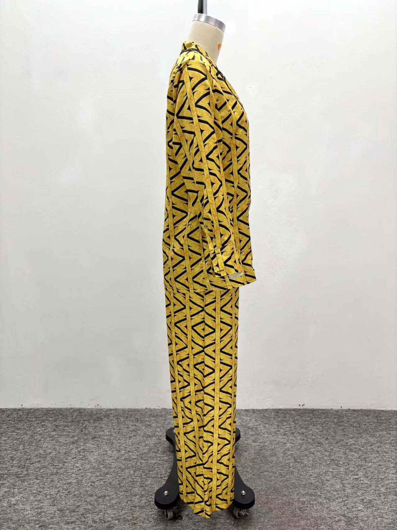 Plus Size African Women Casual Long-Sleeved Printed Shirt and Wide-Leg Pants Two-Piece Set